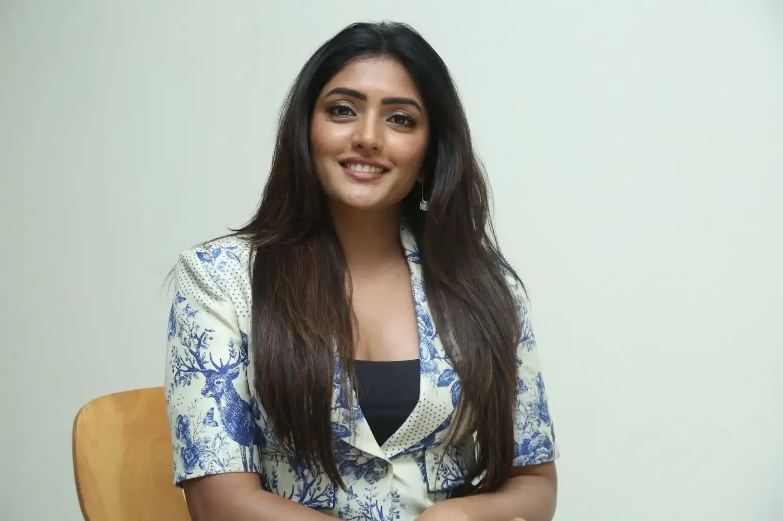 INDIAN ACTRESS EESHA REBBA AT MAAMA MASCHEENDRA MOVIE INTERVIEW 22